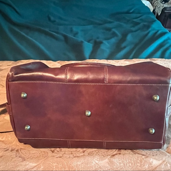 Old Angler Leather Duffel Bag with zipper - Picture 9 of 13